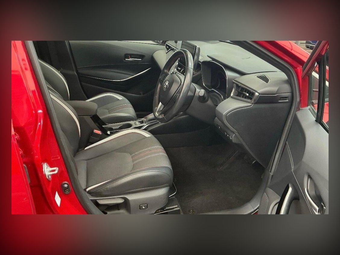 TOYOTA COROLLA 1.8 VVT H GR SPORT TOURING SPORTS CVT EURO 6 S S...